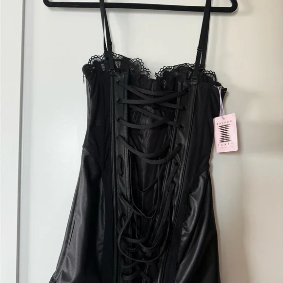 NWT SAVAGE FENTY RENAISSANCE ROSE CORSET DRESS - Picture 9 of 14